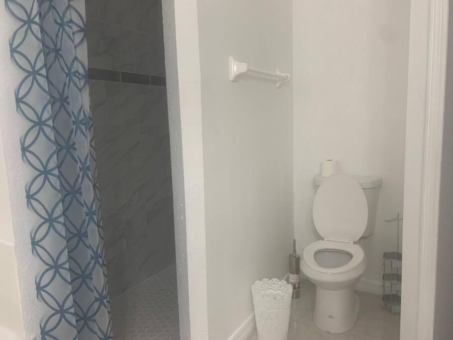 Universal Bn B Retreat Villa Orlando Dış mekan fotoğraf